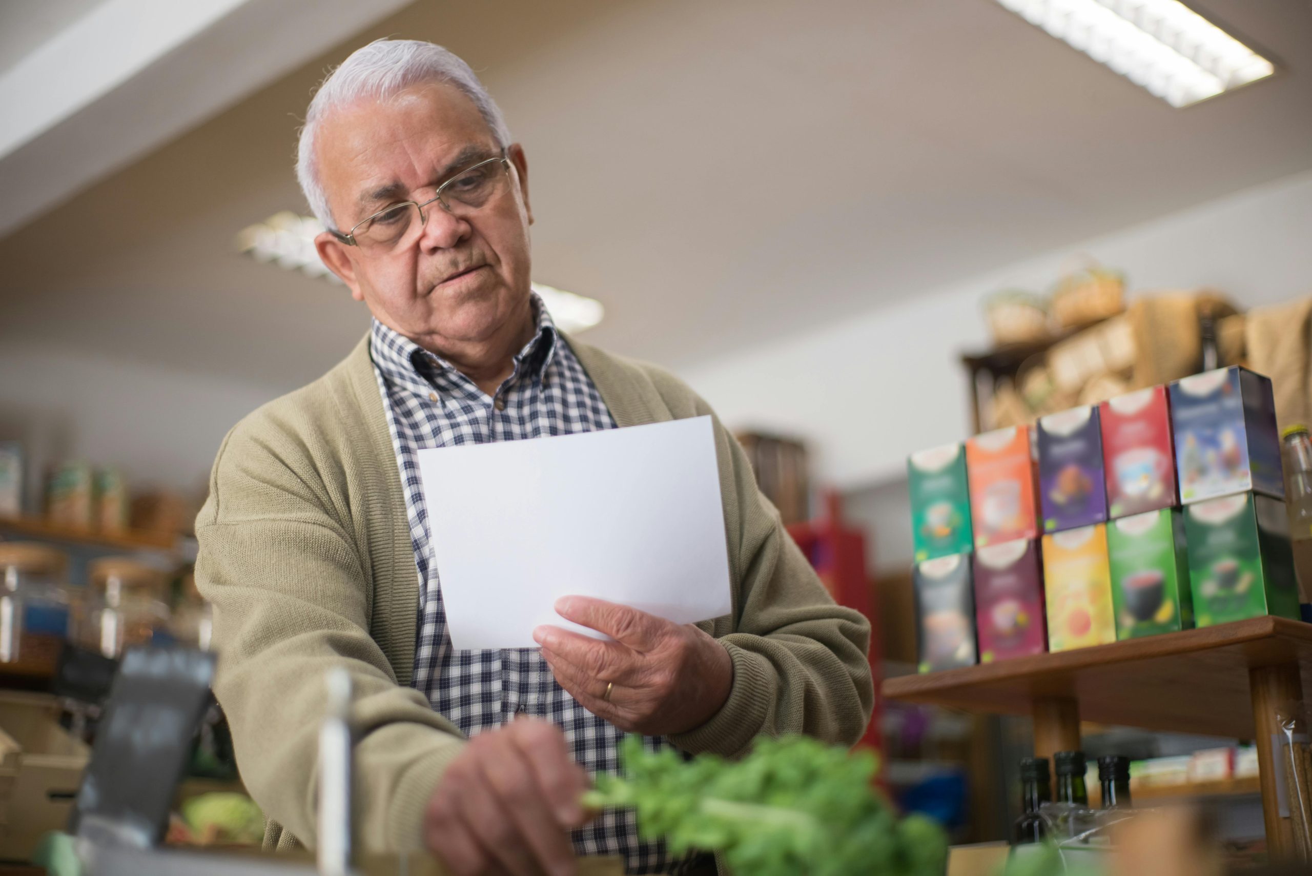 Smart Grocery Shopping Tips for Seniors